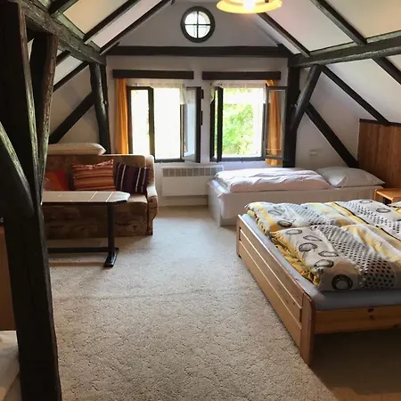 Holiday House In Plavy بيت للعطل